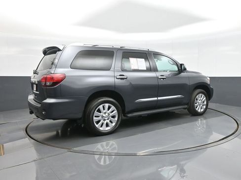 Certified 2021 Toyota Sequoia Platinum image 9