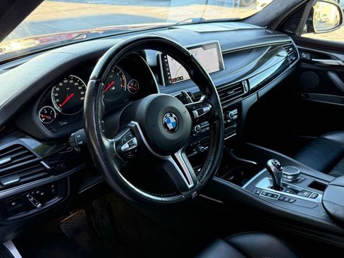 Used 2018 BMW X5 M image 22