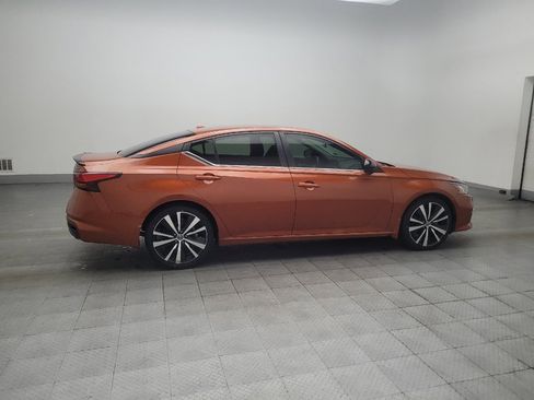 Used 2021 Nissan Altima 2.5 SR FWD image 10