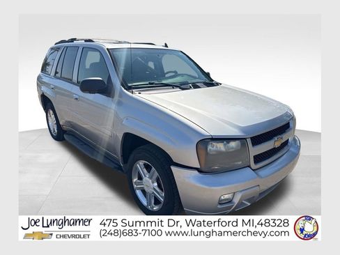 Used 2008 Chevrolet TrailBlazer LT w/ Sun And 6-Disc Cd Package image 1