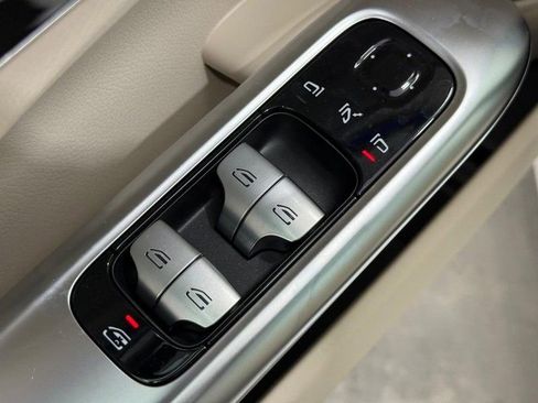 New 2026 Mercedes-Benz C 300 4MATIC Sedan image 15