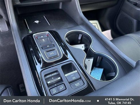 Used 2025 Honda Pilot EX-L image 23