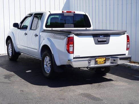 Used 2019 Nissan Frontier SV image 4