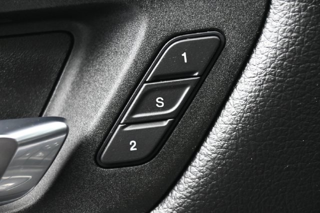 Used 2025 RAM 1500 Laramie w/ Sport Appearance Package AWD/4WD image 15