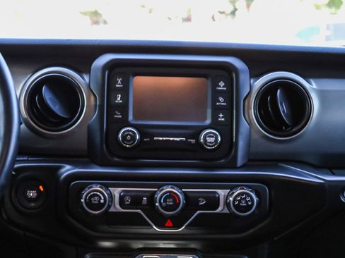 Used 2020 Jeep Wrangler Unlimited Sport S image 14