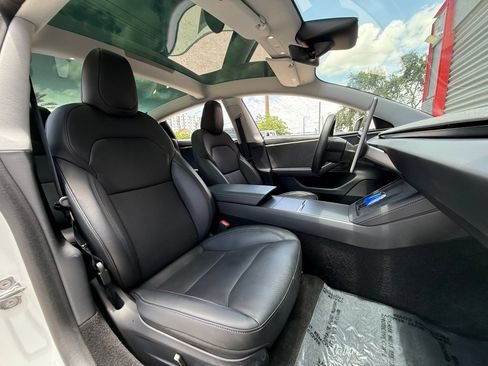Used 2024 Tesla Model 3 Standard Range RWD image 22