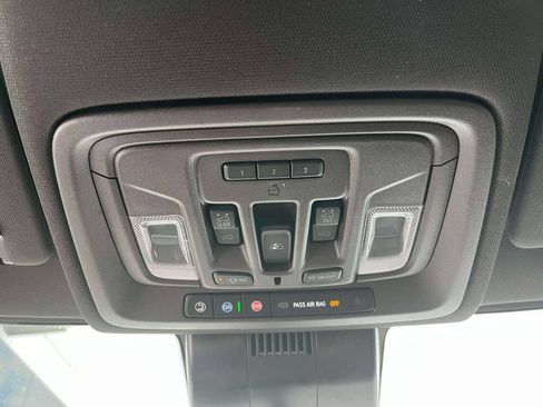 Used 2024 GMC Sierra 1500 Denali w/ Denali Reserve Package AWD/4WD image 35