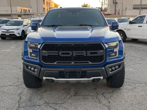 Used 2018 Ford F150 Raptor w/ Equipment Group 802A Luxury image 3