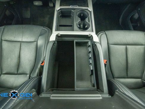 Used 2022 Ford F350 Lariat w/ Lariat Ultimate Package AWD/4WD image 33