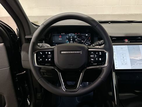 New 2026 Land Rover Discovery Sport Landmark image 14