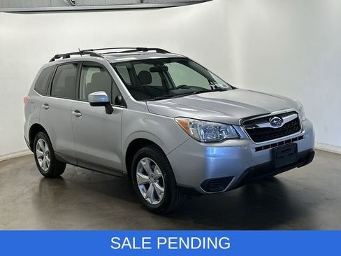 Used 2015 Subaru Forester 2.5i Premium w/ All-Weather Package AWD/4WD image 29