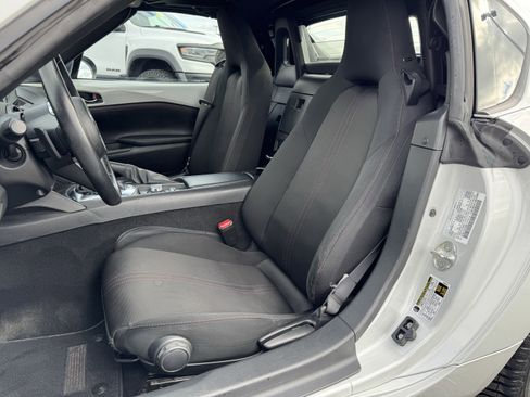 Used 2017 MAZDA MX-5 Miata RF Club image 24