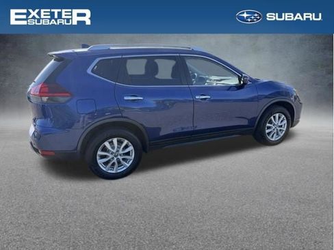 Used 2019 Nissan Rogue SV AWD/4WD image 4