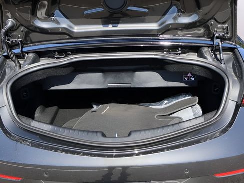 Used 2024 Mercedes-Benz CLE 450 4MATIC Cabriolet image 20