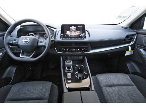 New 2026 Nissan Rogue SV w/ Cold Weather Package image 9