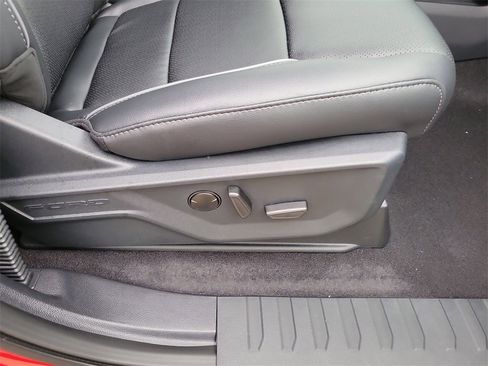 New 2025 Ford F150 Lariat w/ Equipment Group 501A Mid image 33