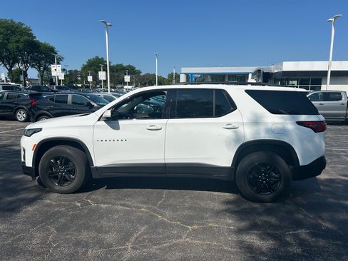 Used 2023 Chevrolet Traverse LT w/ Midnight/Sport Edition AWD/4WD image 8