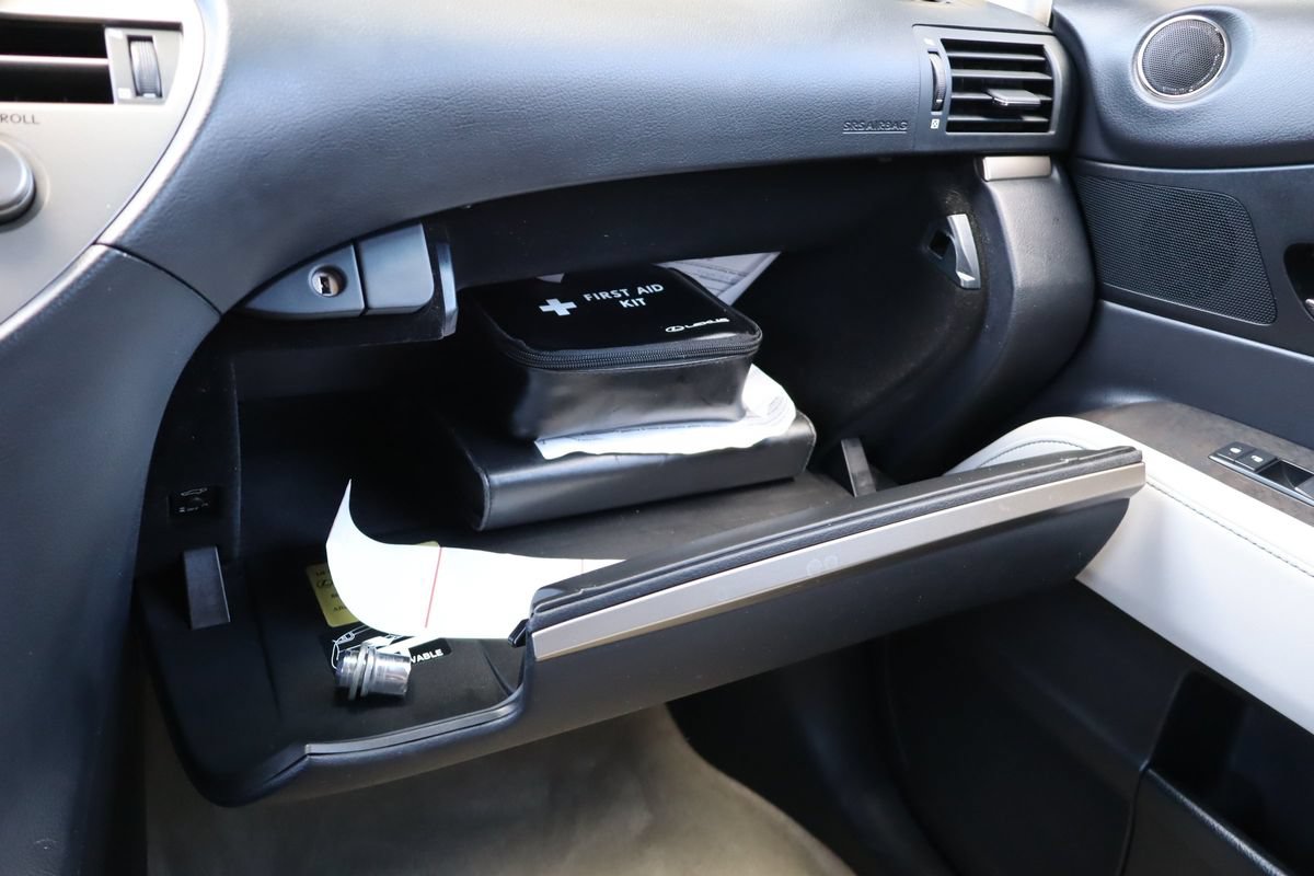 Used 2013 Lexus RX 450h AWD w/ Navigation Pkg image 38