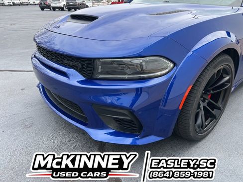 Used 2022 Dodge Charger SRT Hellcat w/ Harman/Kardon Audio Group RWD image 15