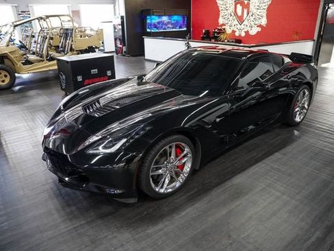 Used 2016 Chevrolet Corvette Stingray Coupe w/ 3LT Preferred Equipment Group RWD image 2