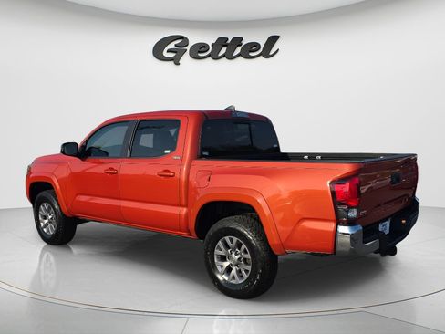 Used 2018 Toyota Tacoma SR5 image 6