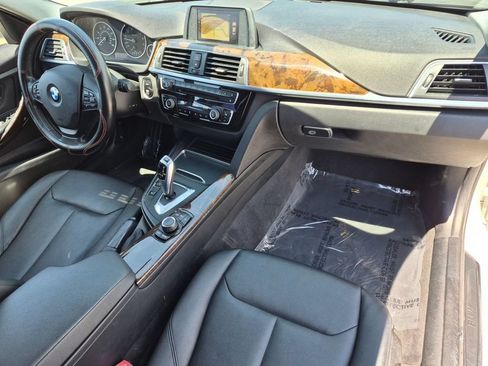 Used 2016 BMW 320i Sedan RWD image 19