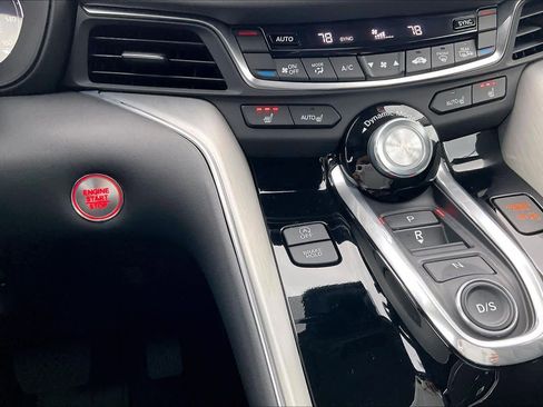 Used 2025 Acura TLX w/ Technology Package image 34