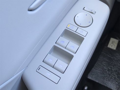 New 2026 Hyundai Kona SE image 26