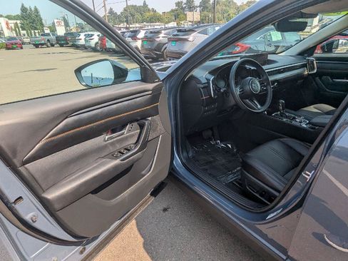 Used 2025 MAZDA CX-50 AWD 2.5 S w/ Cargo Package image 17