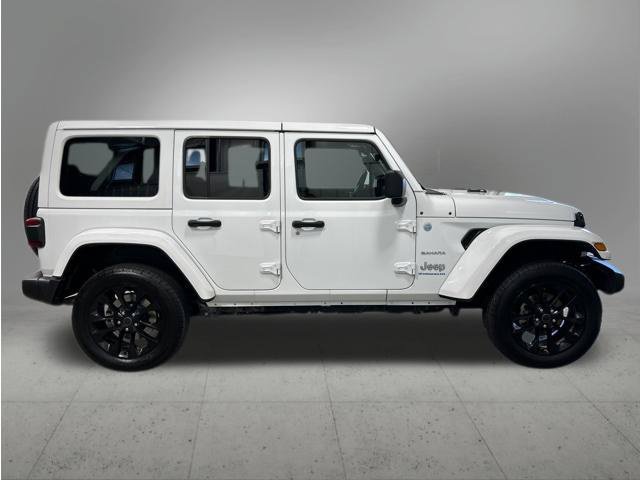 Used 2024 Jeep Wrangler Unlimited Sahara w/ Technology Group AWD/4WD image 6