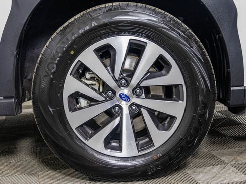 Used 2025 Subaru Outback Premium w/ Popular Package #1A image 48