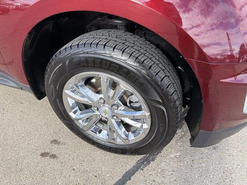 Used 2017 Chevrolet Equinox LT w/ Convenience Package image 9