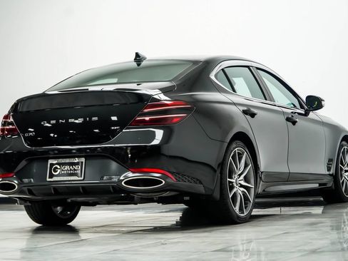 Used 2023 Genesis G70 3.3T RWD image 15