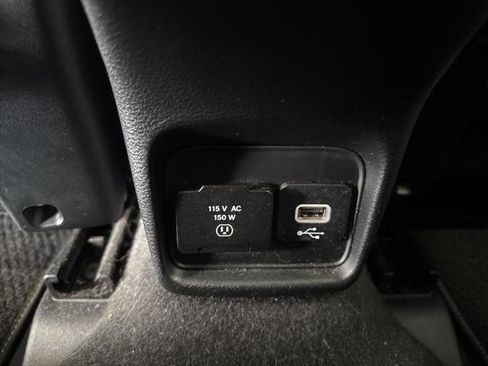 Certified 2021 Jeep Compass Latitude image 29