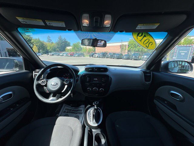 Used 2019 Kia Soul FWD image 17
