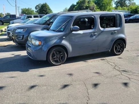 Used 2013 Nissan Cube 1.8 S w/ Interior Designer Pkg FWD image 3