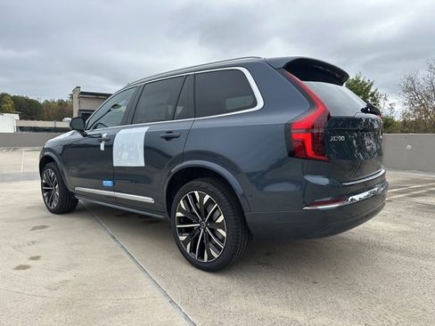 New 2026 Volvo XC90 B6 Plus w/ Protection Package Premier image 5