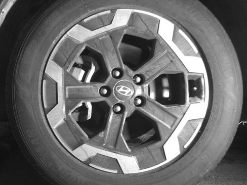 Used 2025 Hyundai Santa Fe SEL image 12