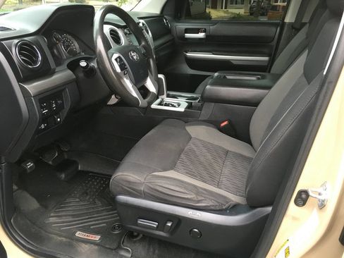 Used 2017 Toyota Tundra SR5 w/ TRD Off Road Package AWD/4WD image 22