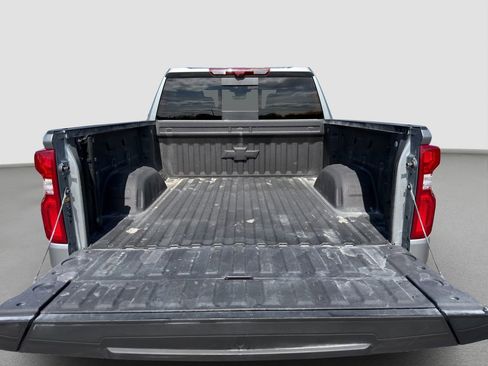 Certified 2025 Chevrolet Silverado 1500 LTZ w/ LTZ Premium Package AWD/4WD image 18