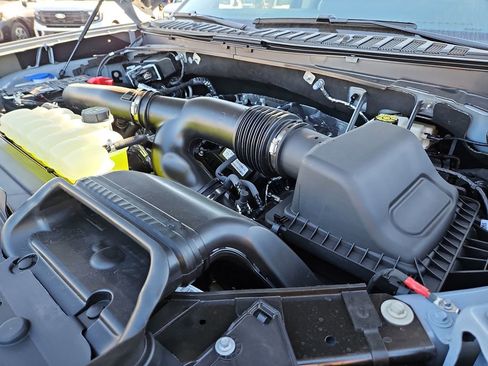 New 2026 Ford Expedition Active image 15