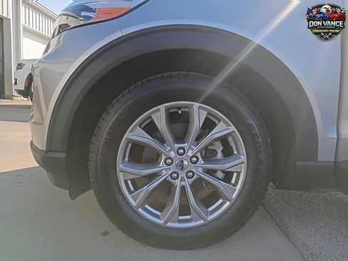 Used 2024 Ford Explorer Limited RWD image 26