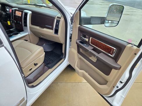 Used 2010 Dodge Ram 3500 Truck Laramie w/ Chrome Accents Group image 20