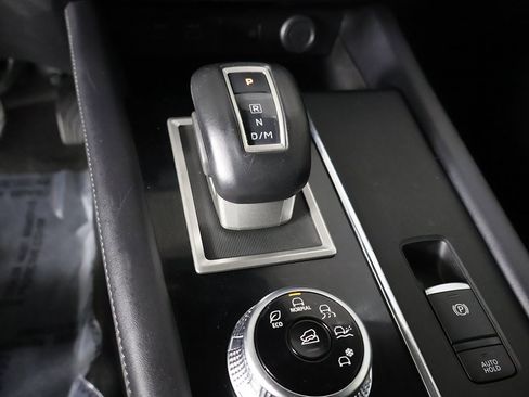 Used 2024 Mitsubishi Outlander SE image 50