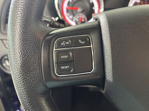 Used 2018 Dodge Grand Caravan SE w/ UConnect Hands-Free Group FWD image 21