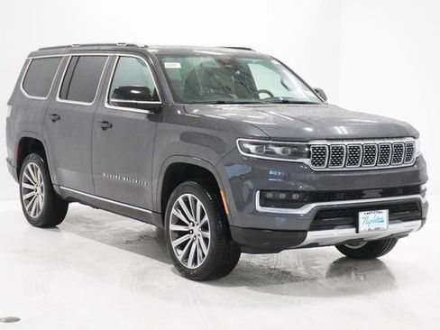 Used 2023 Jeep Grand Wagoneer Series II image 4