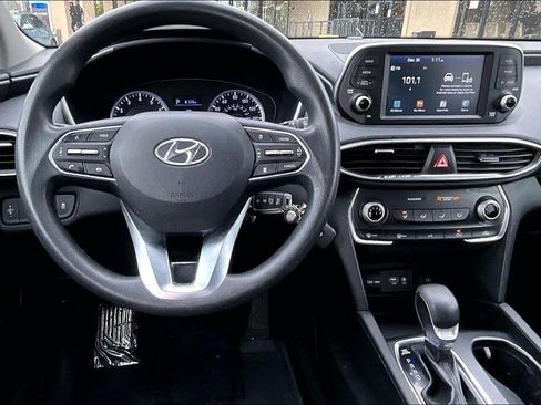 Used 2019 Hyundai Santa Fe SE image 7