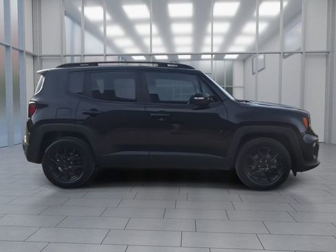 Used 2020 Jeep Renegade Altitude image 9