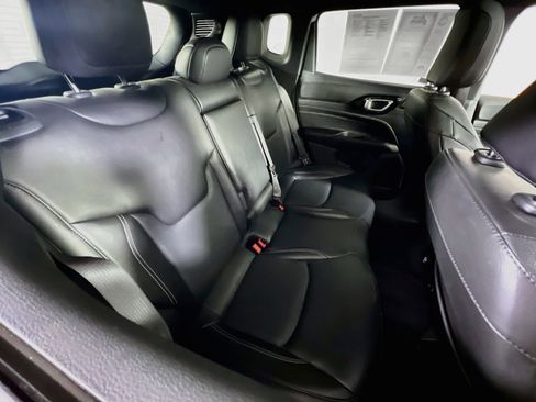 Used 2022 Jeep Compass High Altitude image 25