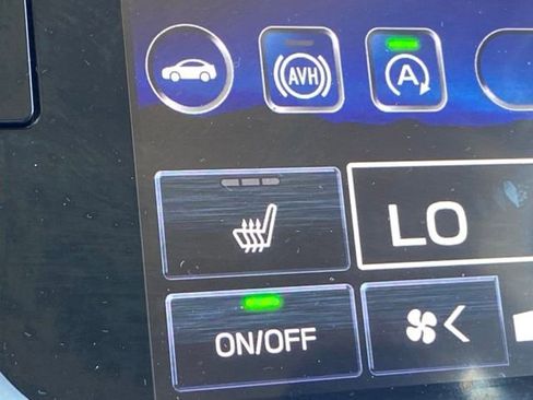 Used 2024 Subaru Outback Premium AWD/4WD image 18